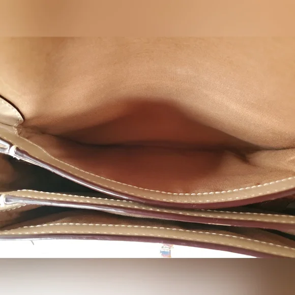 Coach Cassie Crossbody 19 In Signature Canvas/Leather - Picture 13 of 16